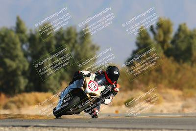 media/Jan-14-2024-SoCal Trackdays (Sun) [[2e55ec21a6]]/Turn 7 (140pm)/